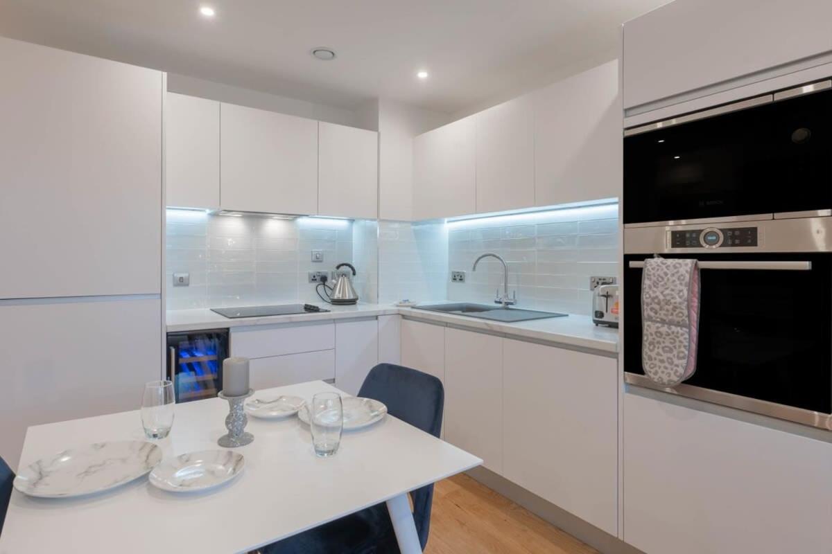 Lovely 1 Bedroom Apartment In Central Location Бірмінгем Екстер'єр фото